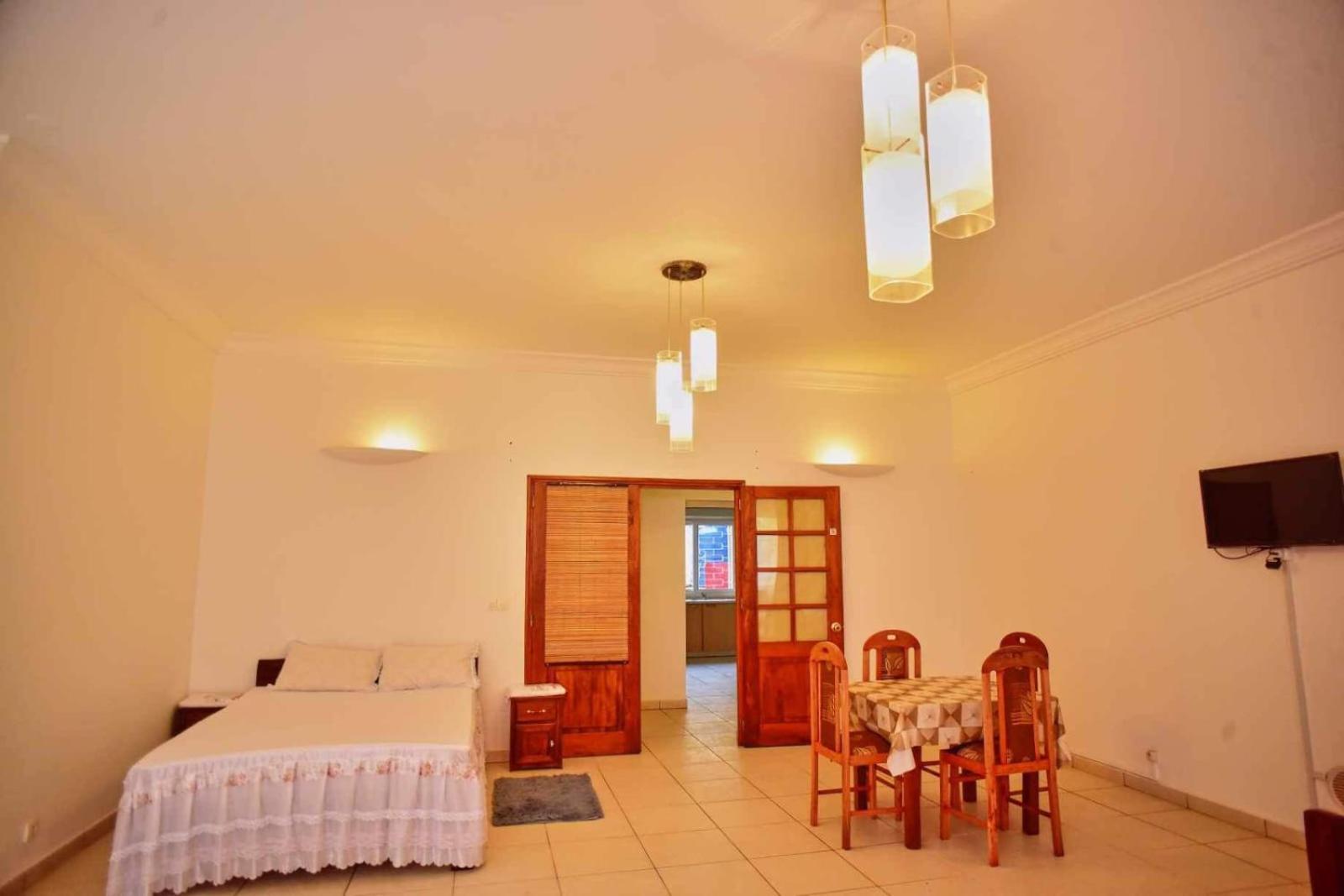 Sara Chambre D'Hotes Antananarivo Buitenkant foto